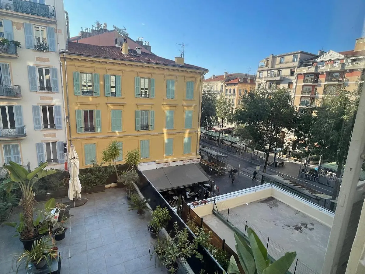 Appartement au centre de Nice